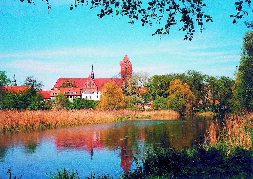 Ringhotel Altstadt Güstrow Buitenkant foto